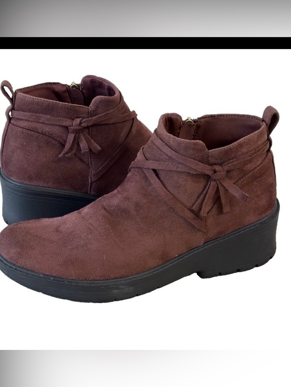 BZees Blaine Washable Booties Rich Brown Faux Suede 9 M EUC